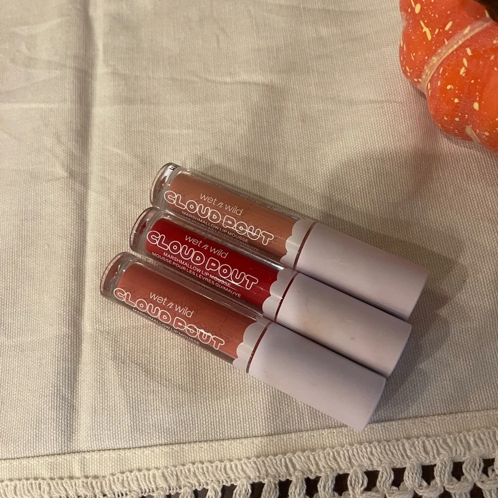 Wet n Wild Cloud Pout Marshmallow Lip Mousse Color Lipstick Bundle Lot of 3